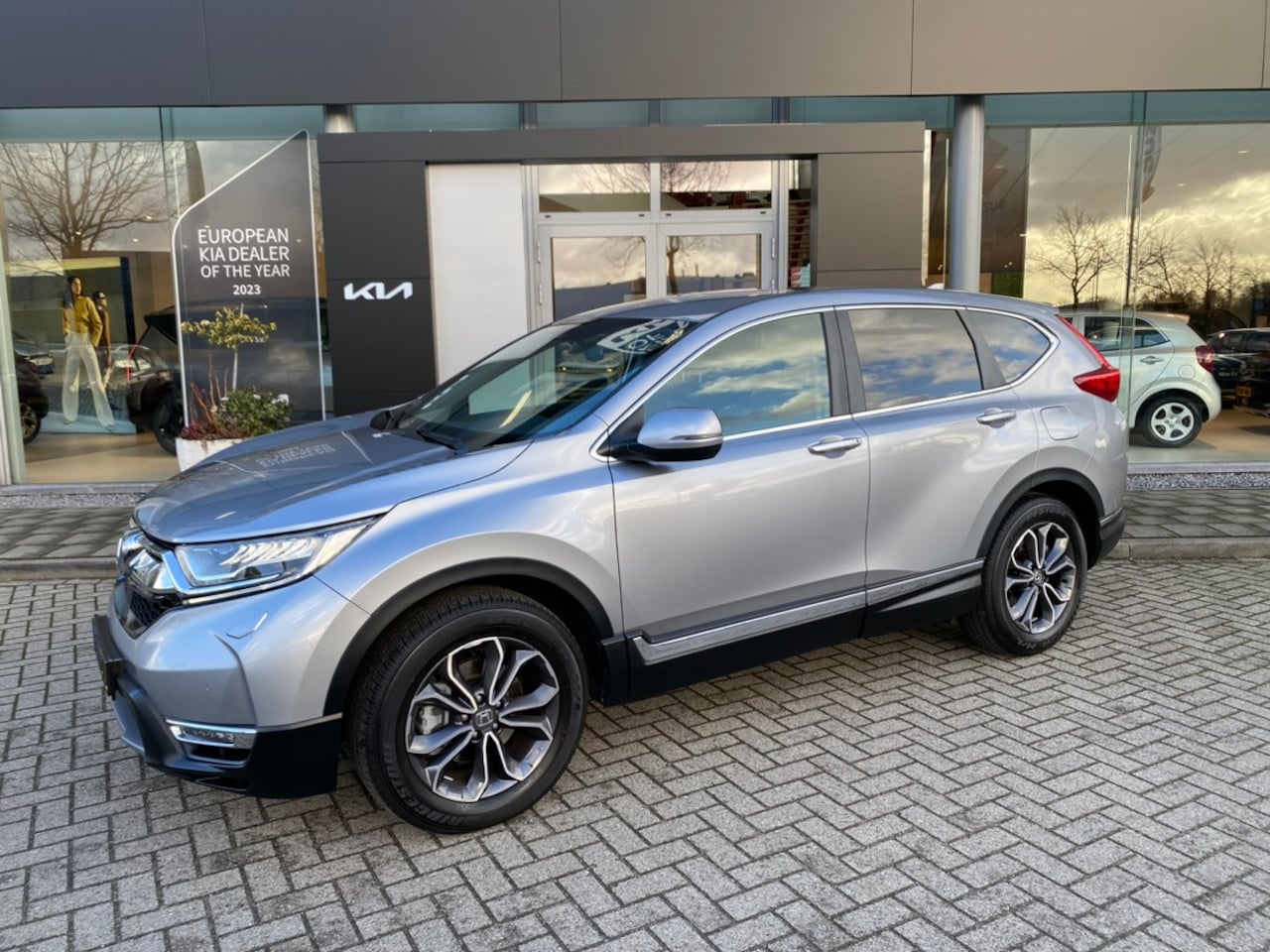 Honda CR-V - 2.0 e:HEV Elegance Automaat 9.000Km // NieuwStaat info Roel 0492-588951 roel@vdns-kia.nl - AutoWereld.nl