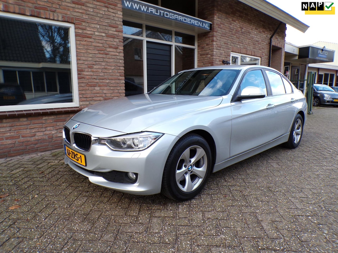 BMW 3-serie - 320d EfficientDynamics Edition High Executive Automaat / Navi - AutoWereld.nl