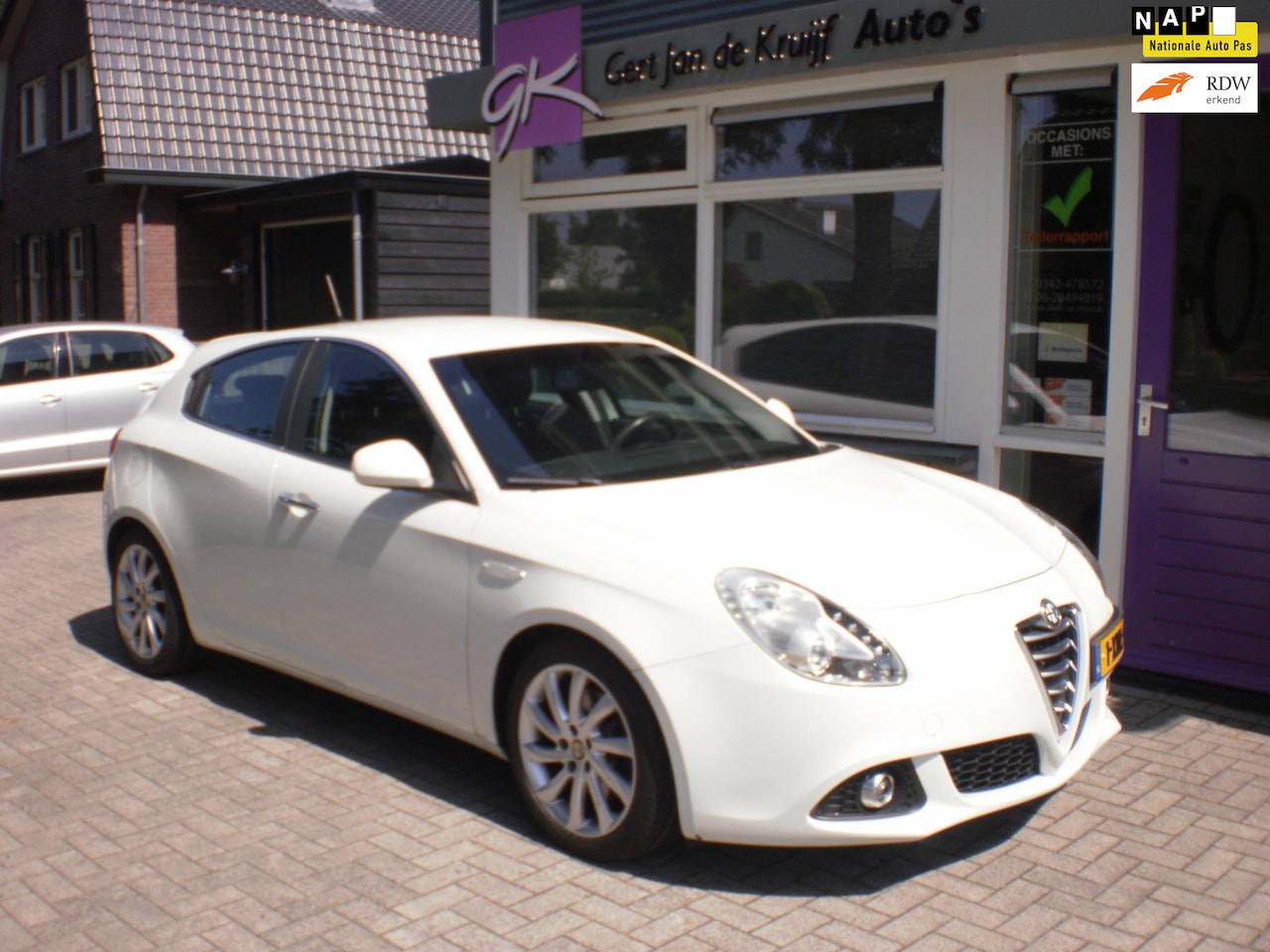 Alfa Romeo Giulietta - 1.4 T Distinctive Lusso Automaat NL Auto - AutoWereld.nl