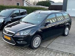 Ford Focus Wagon - 1.8 Limited Flexi Fuel 2010 carplay keyless go trekhaak clima cruise control nap