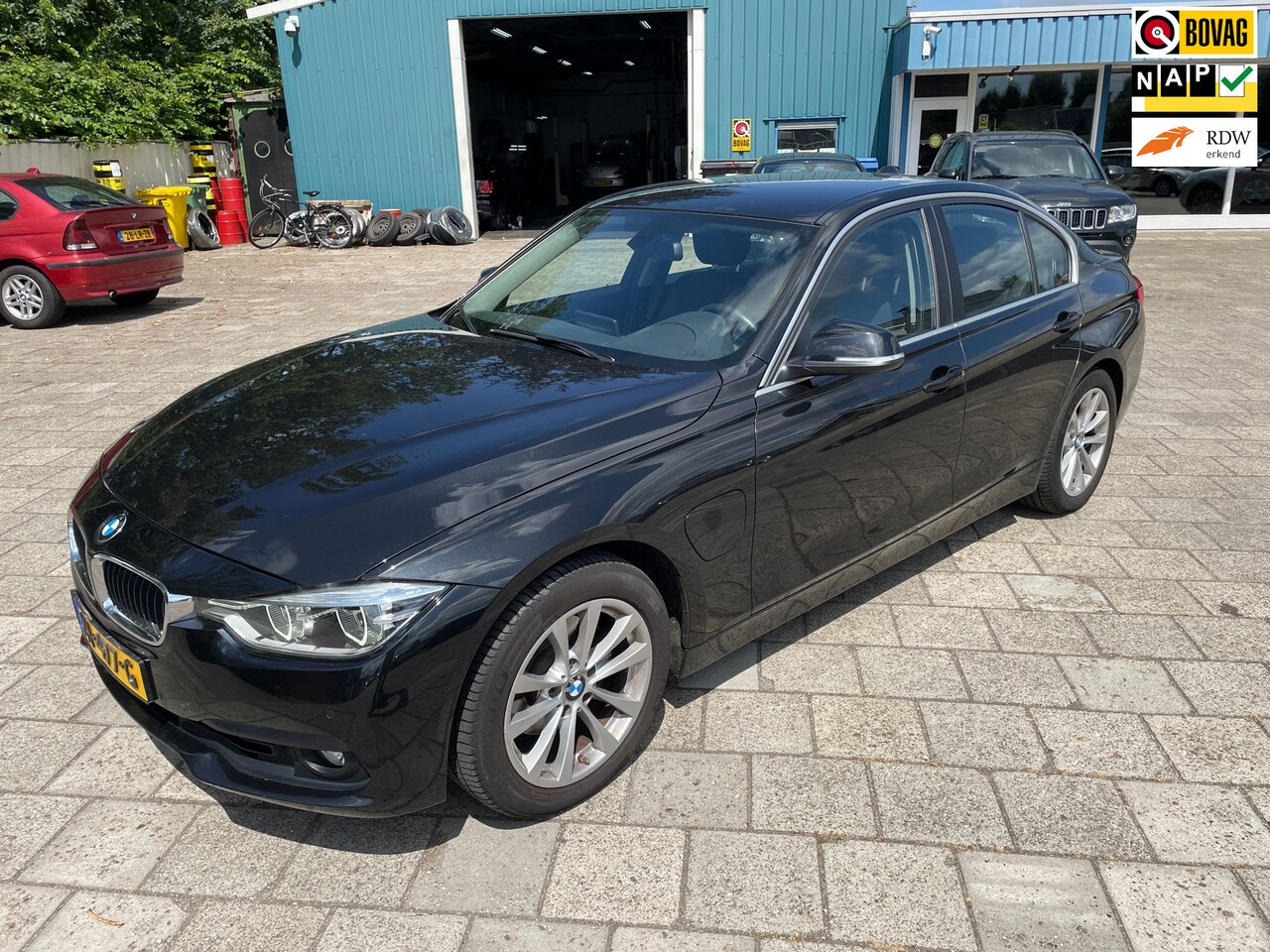 BMW 3-serie - 330e Centennial High Executive 330e Centennial High Executive - AutoWereld.nl