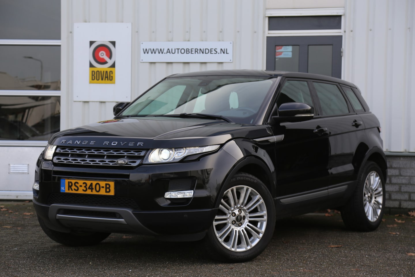 Land Rover Range Rover Evoque - 2.2 TD4 150PK 4WD Prestige*Perfect Onderh.*Trekhaak/Standkachel/Leder/Stoelverw./Sfeerverl - AutoWereld.nl