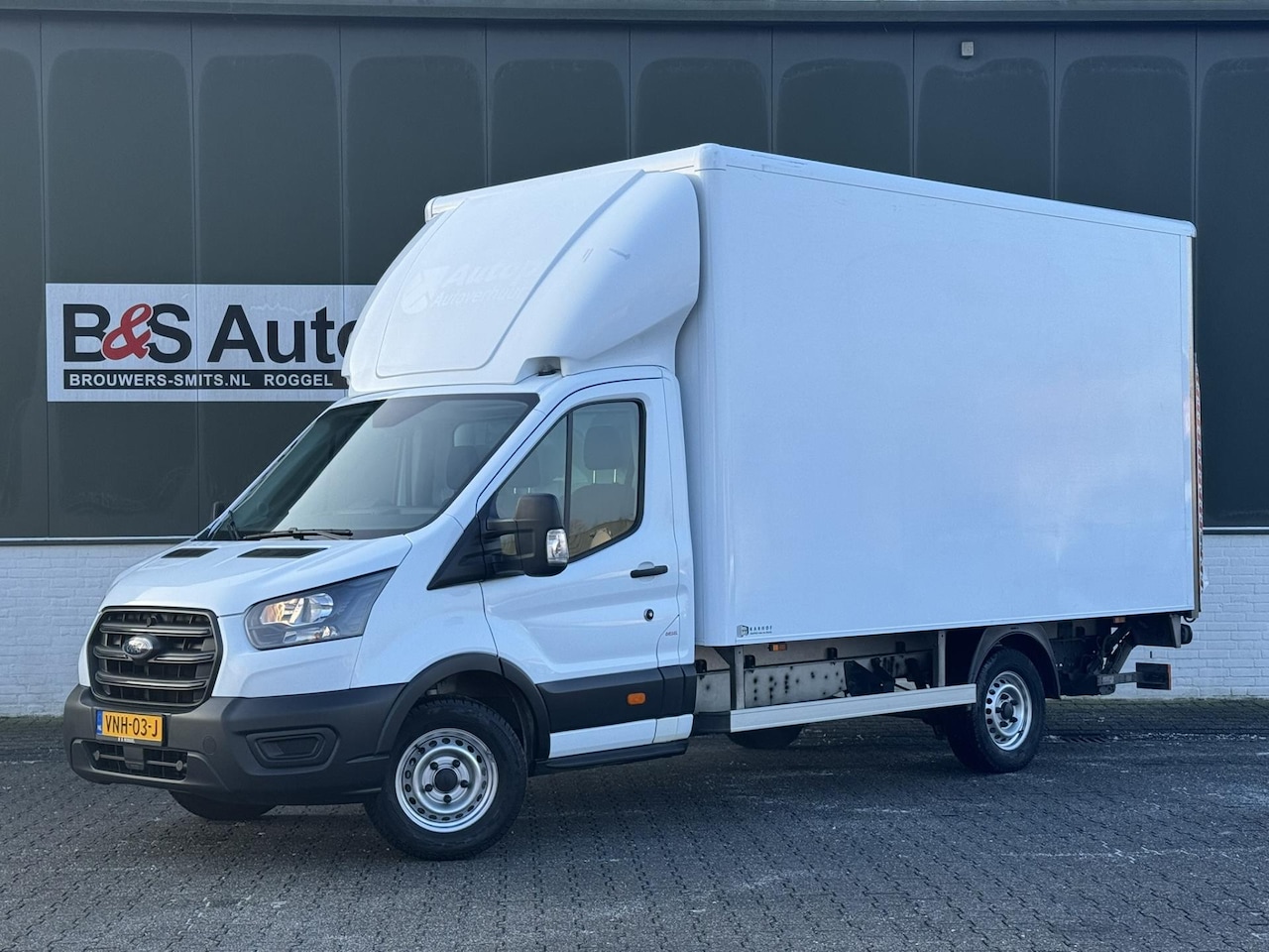 Ford Transit - 350 2.0 TDCI L5H1 Laadklep Airco Bakwagen 2,30m hoogte Lat om lat 3 Zitplaatsen - AutoWereld.nl