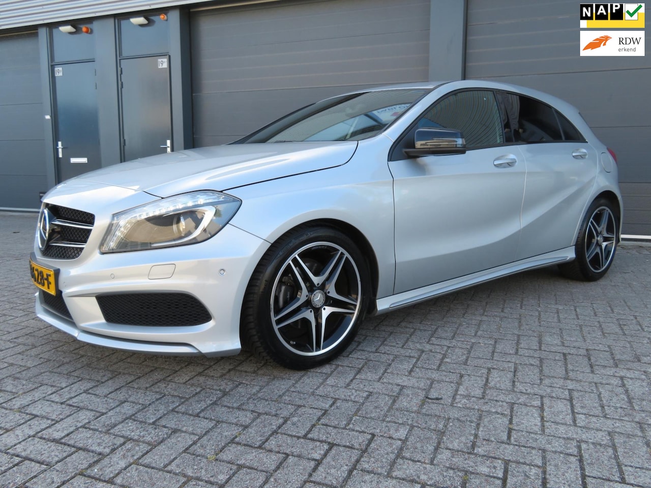 Mercedes-Benz A-klasse - 180 Ambition 50066 km nap automaat - AutoWereld.nl