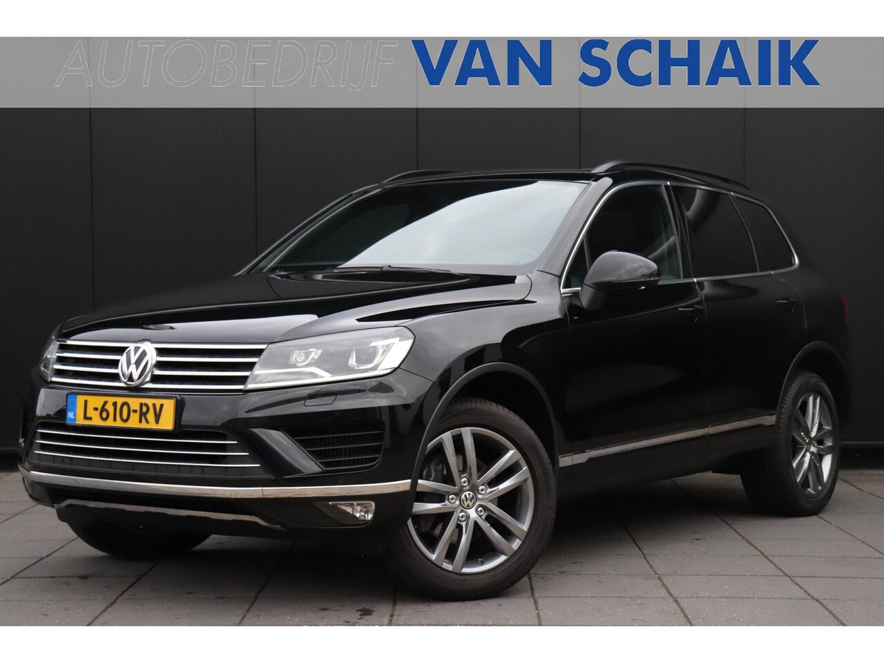 Volkswagen Touareg - 3.0 TDI R-line PANO | LEER | AUT | TREKHAAK | - AutoWereld.nl