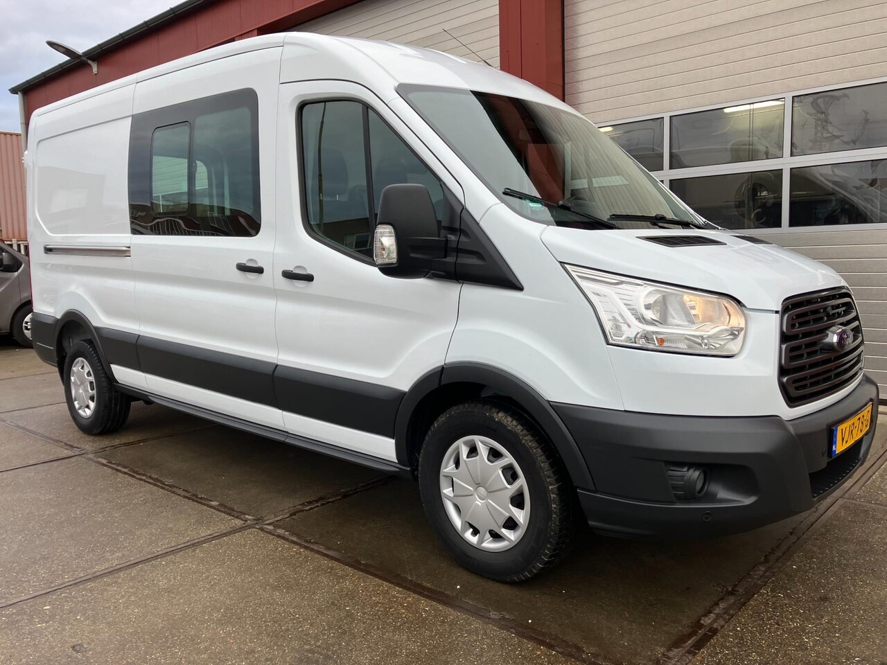 Ford Transit - 350 2.0 TDCI L3H2 Trend 350 2.0 TDCI L3H2 Trend - AutoWereld.nl