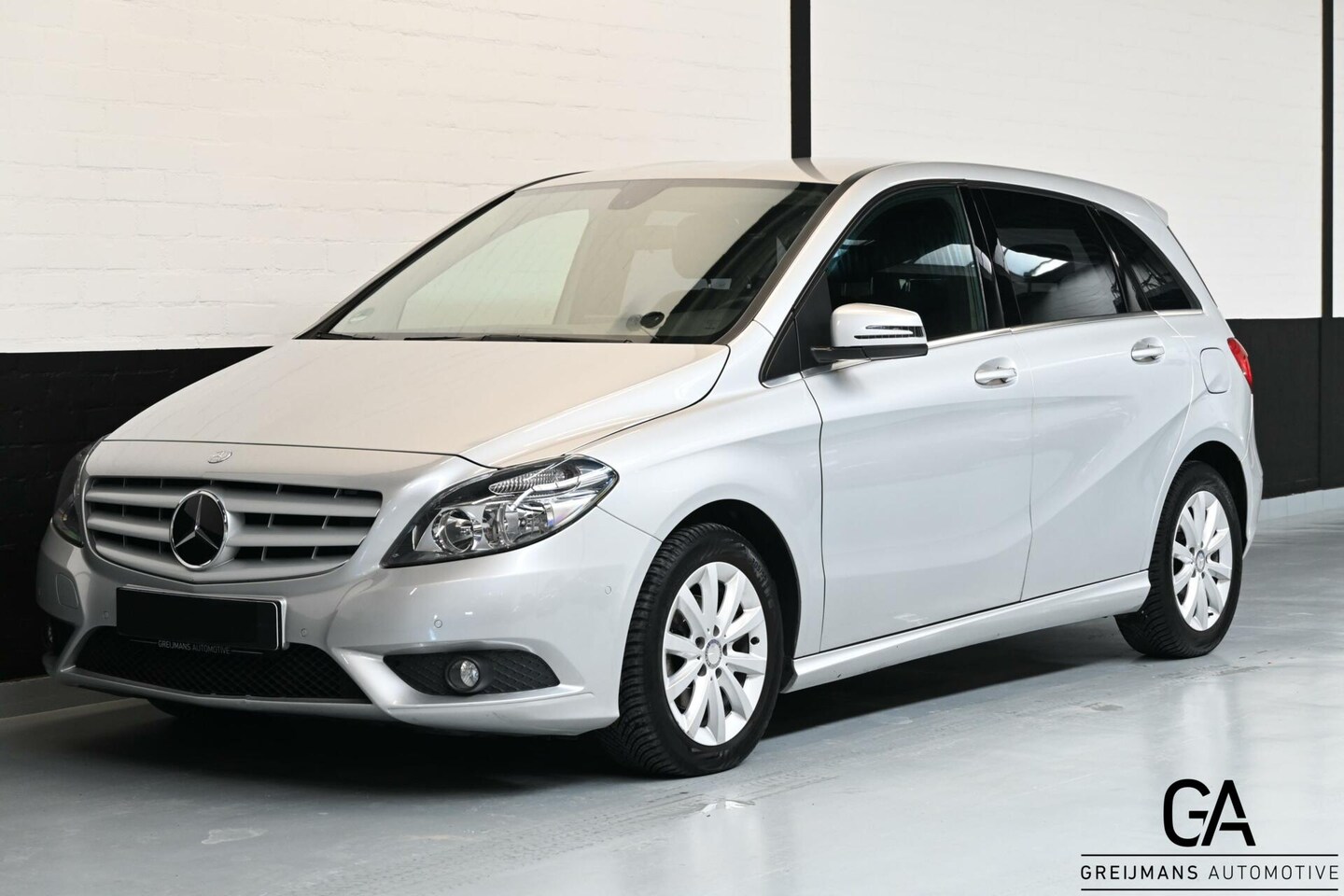 Mercedes-Benz B-klasse 180 Ambition |NAVI|AUTOMAAT|LEER| 2014 Benzine ...