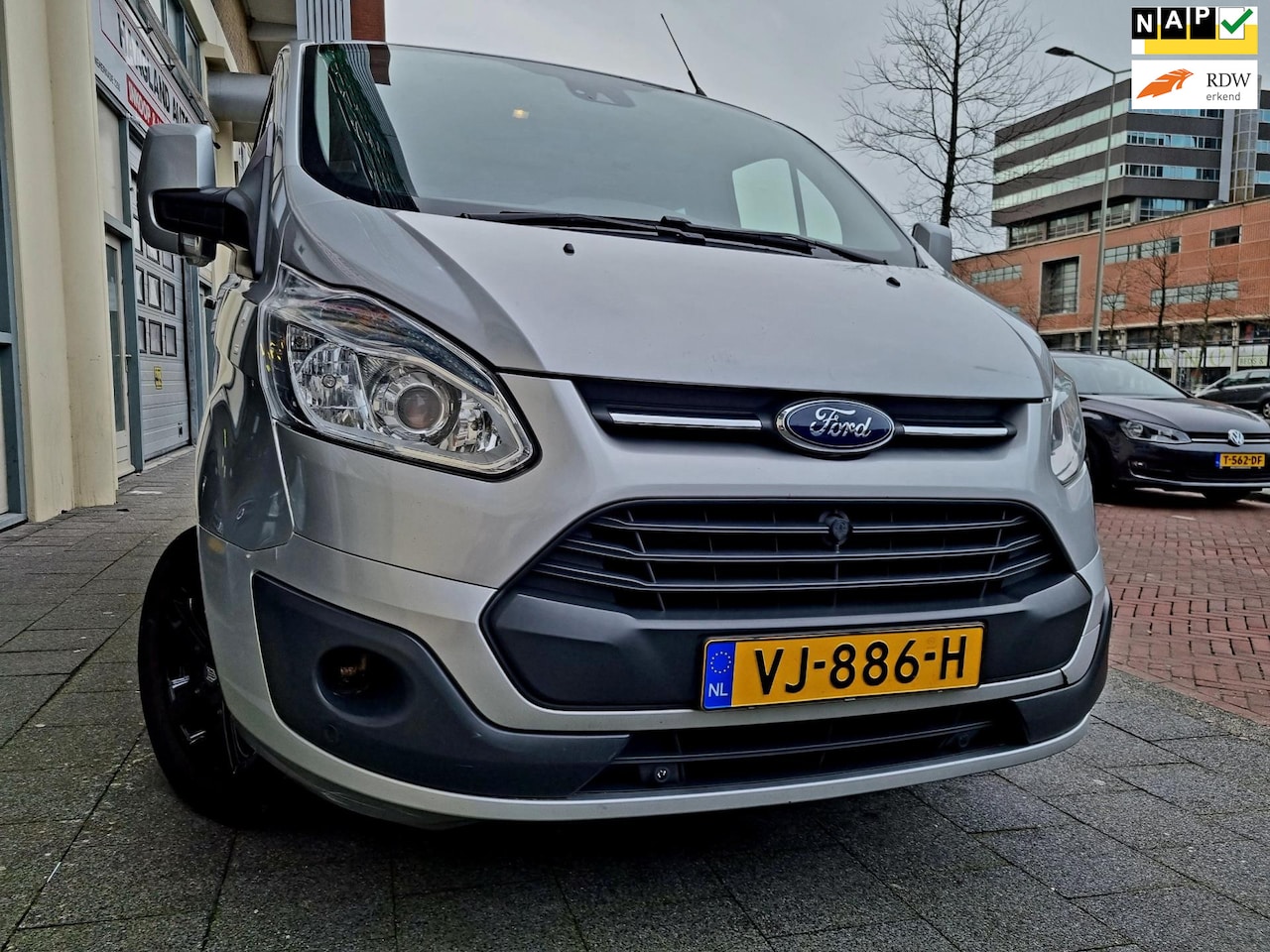 Ford Transit Custom - 290 2.2 TDCI L2H1 Limited DC Navi 2xSchuifdeuren - AutoWereld.nl