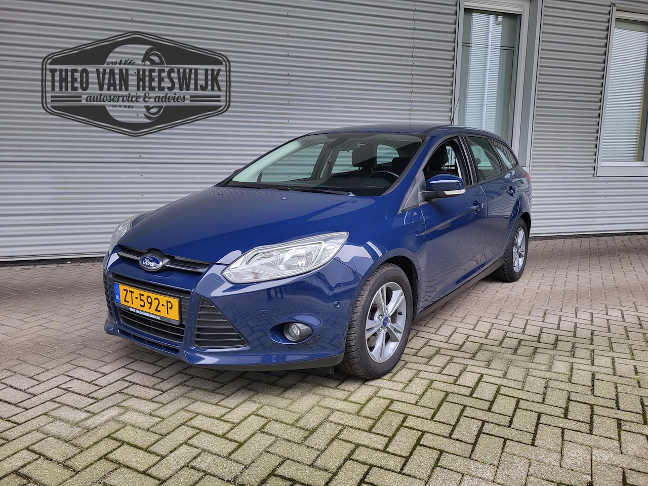 Ford Focus Wagon - 1.6 EcoBoost Titanium 1.6 EcoBoost Titanium - AutoWereld.nl