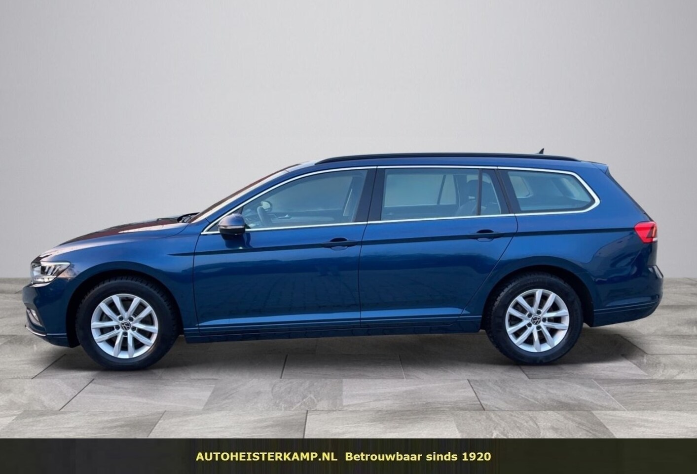 Volkswagen Passat Variant - 2.0 TDI 150 PK DSG ACC LED Camera Trekhaak - AutoWereld.nl