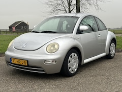 Volkswagen New Beetle - 2.0 Highline NL AUTO * NAP * Rijdt perfect