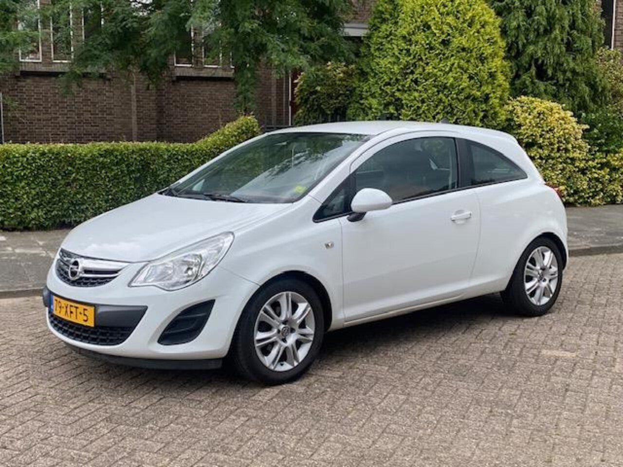 Opel Corsa - 1.3 CDTi EcoFlex S/S Anniversary Edition 2012 Airco! Navi! Bluetooth! USB! Rijdt super! Zu - AutoWereld.nl