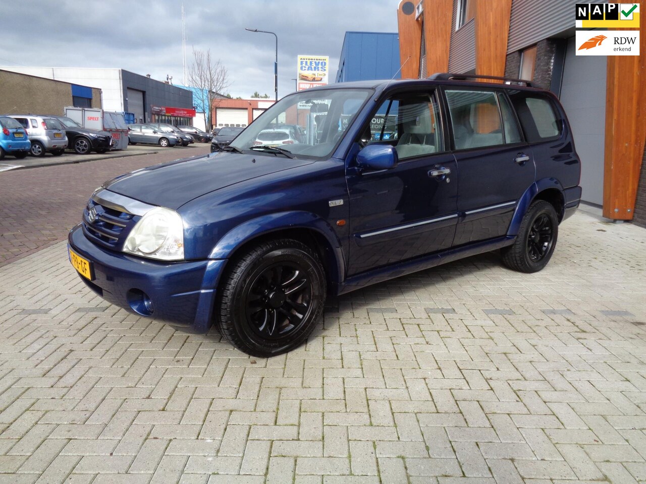 Suzuki Grand Vitara XL-7 - 2.7 V6 Aut. 4WD Airco Navi Trekhaak LM-Velgen - AutoWereld.nl