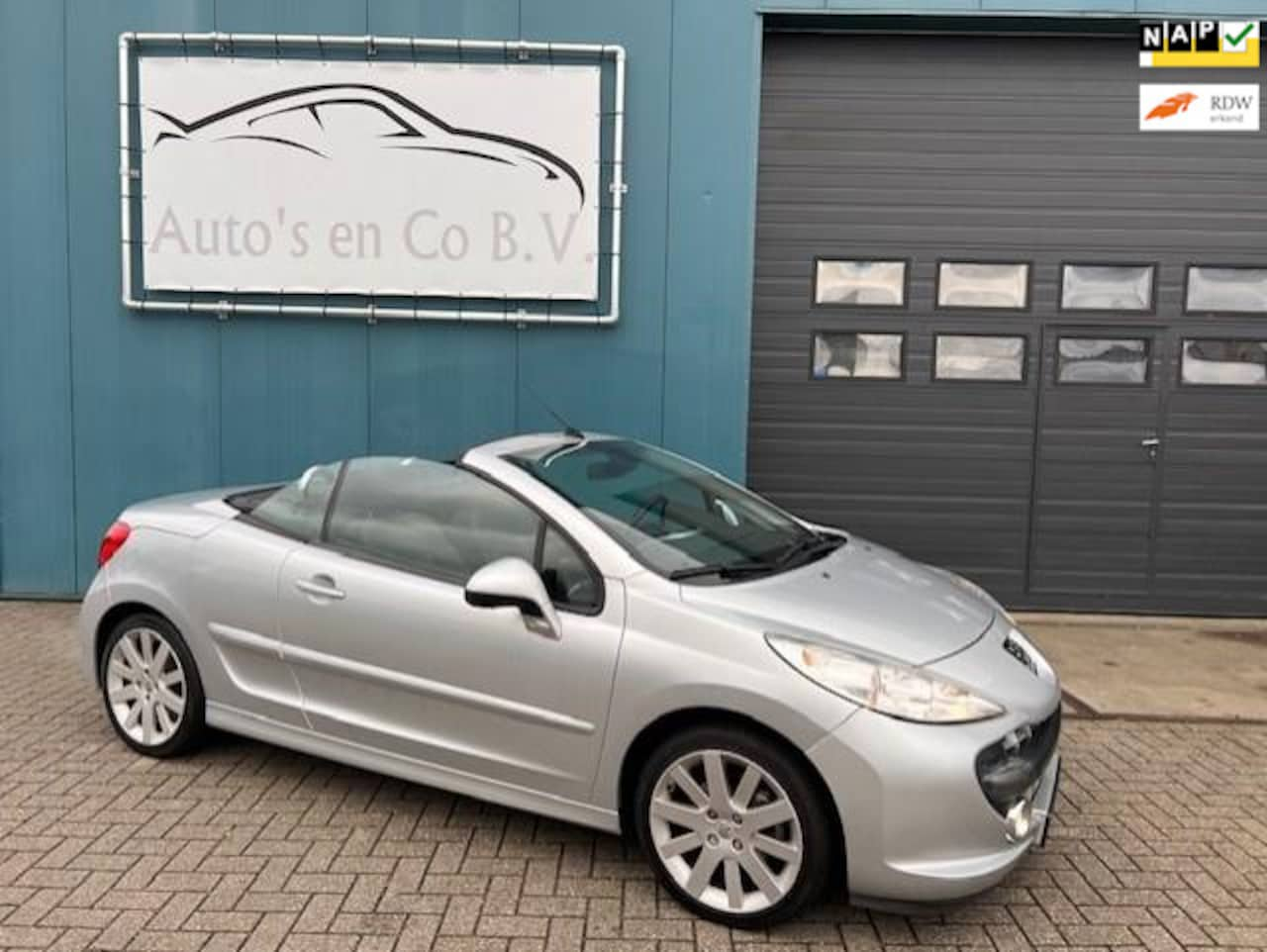 Peugeot 207 CC - 1.6-16V T Sport 150 pk Clima Stoelverw 17"Lm velgen 105.864 km NL Auto NAP Apk 07-2024 - AutoWereld.nl