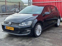 Volkswagen Golf - 1.6 TDI Comfortline *AIRCO* NAVI DSG