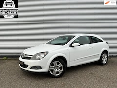 Opel Astra GTC - 1.6 Executive / Airco / Cruise / PDC / Volledig onderhouden