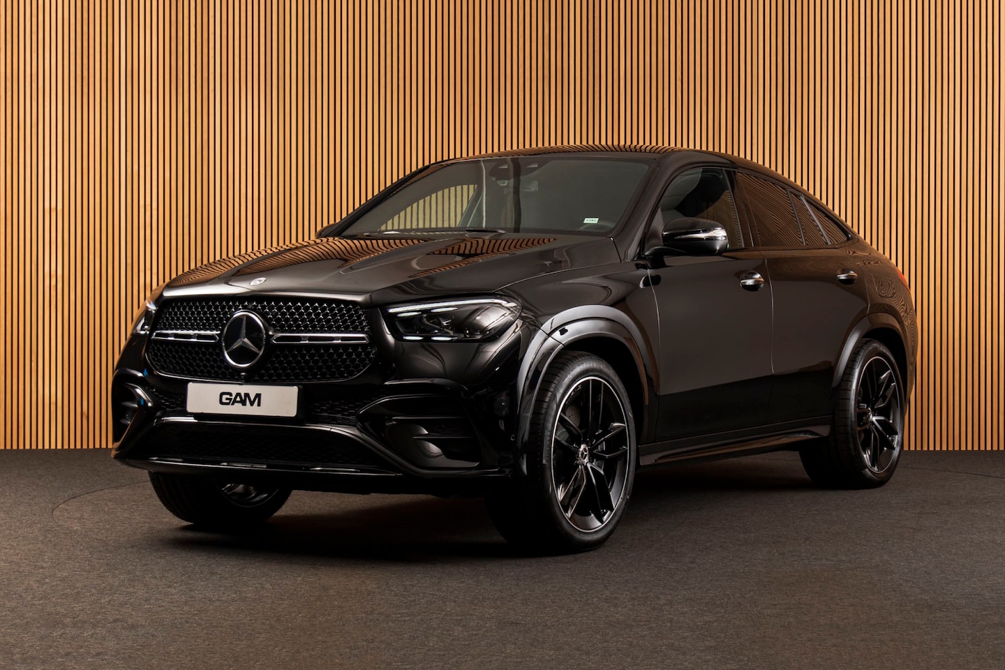 Mercedes-Benz GLE-Klasse Coupé - 400 e 4MATIC AMG-22"-HUD-BURMESTER-PANO - AutoWereld.nl