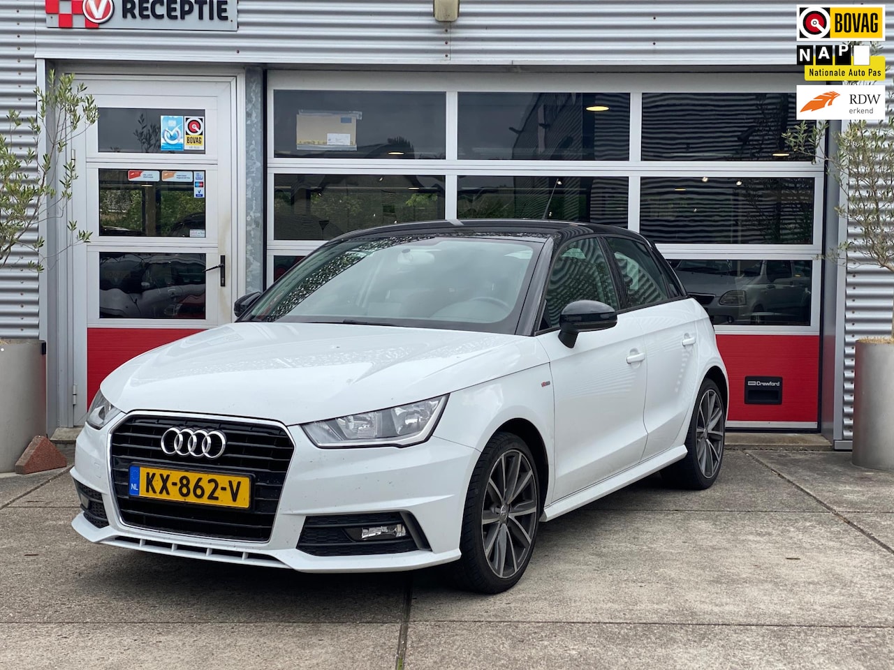 Audi A1 Sportback - 1.0 TFSI Adrenalin / S-Line / Navi / 5-Drs / Bovag Garantie - AutoWereld.nl