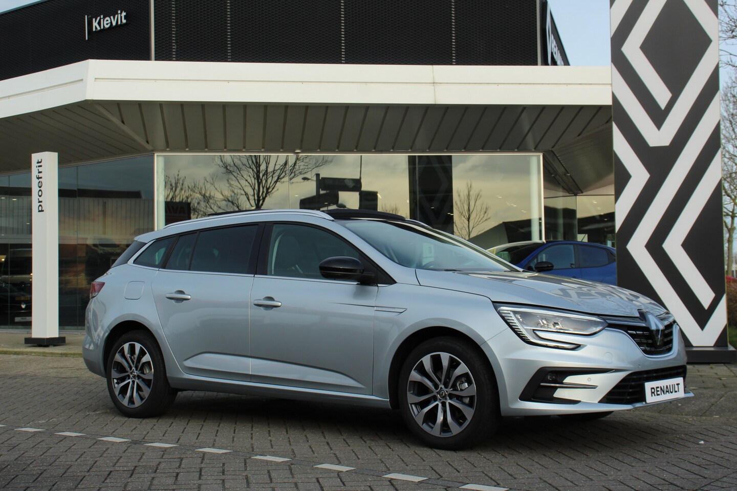 Renault Mégane Estate - 1.3 TCe 140 EDC Automaat Techno - Demo - Trekhaak - AutoWereld.nl