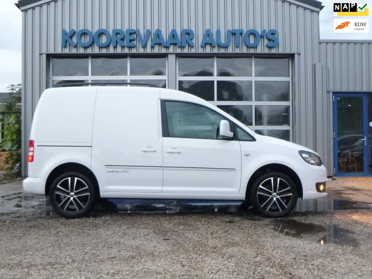 Volkswagen Caddy - 1.6 TDI EDITION NAVI PDC LEDER 150 PK - AutoWereld.nl