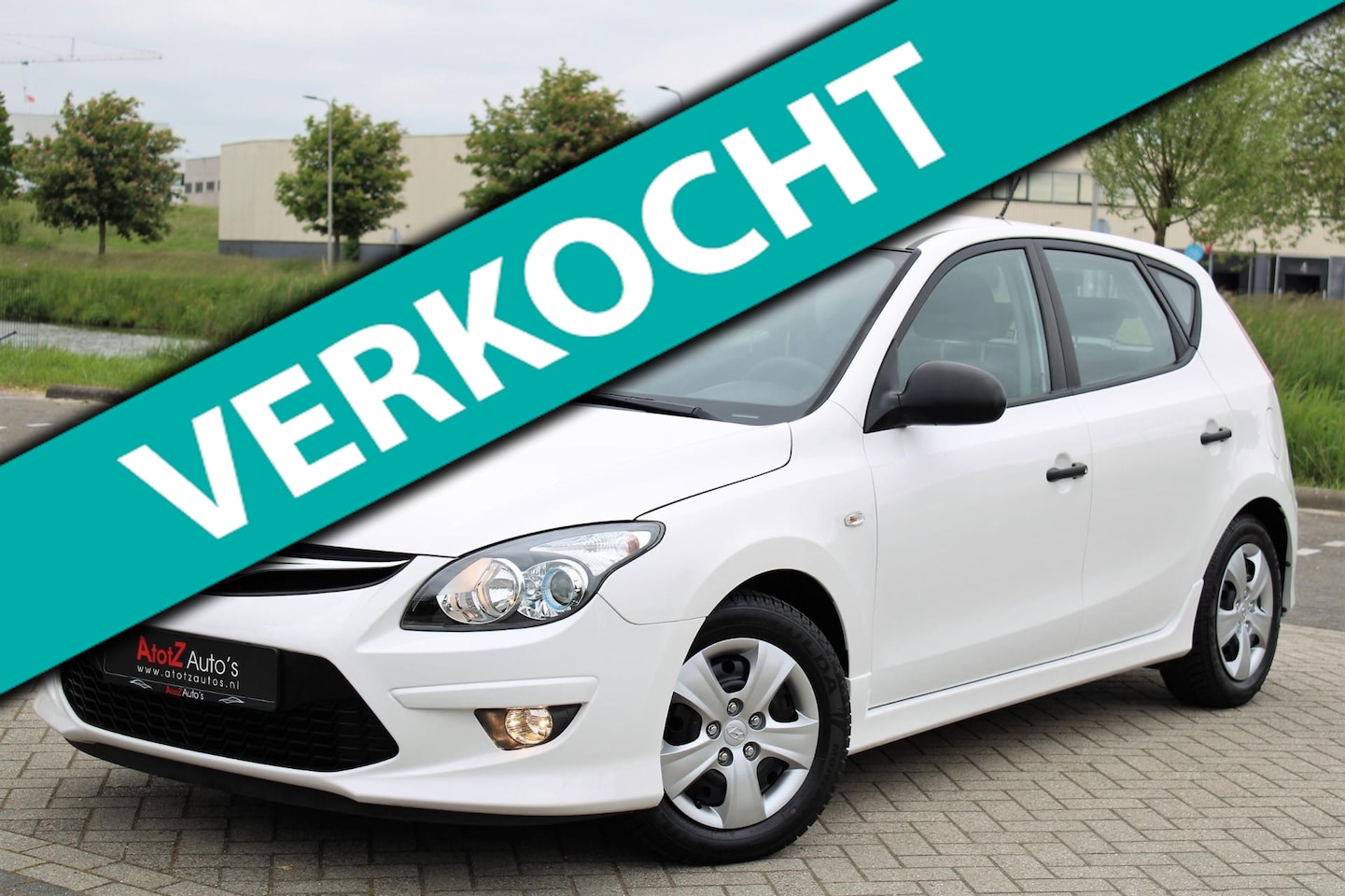 Hyundai i30 - 1.4i i-Drive Cool l Airco l Elek Pak l Stoelverw - AutoWereld.nl