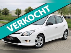 Hyundai i30 - 1.4i i-Drive Cool l Airco l Elek Pak l Stoelverw