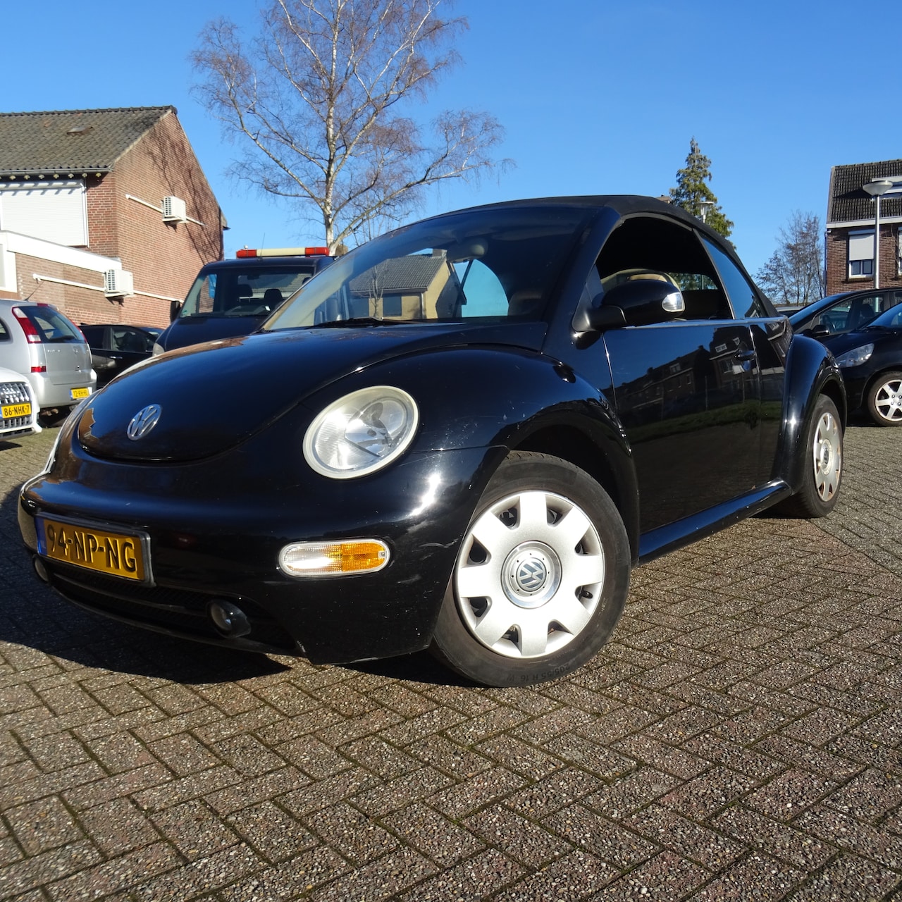 Volkswagen New Beetle Cabriolet - 1.6 Trendline Hobby of export - AutoWereld.nl