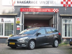 Ford Focus Wagon - 1.0 Trend Automaat NAV, Stoel verw, Parkeersensoren. RIJKLAAR PRIJS