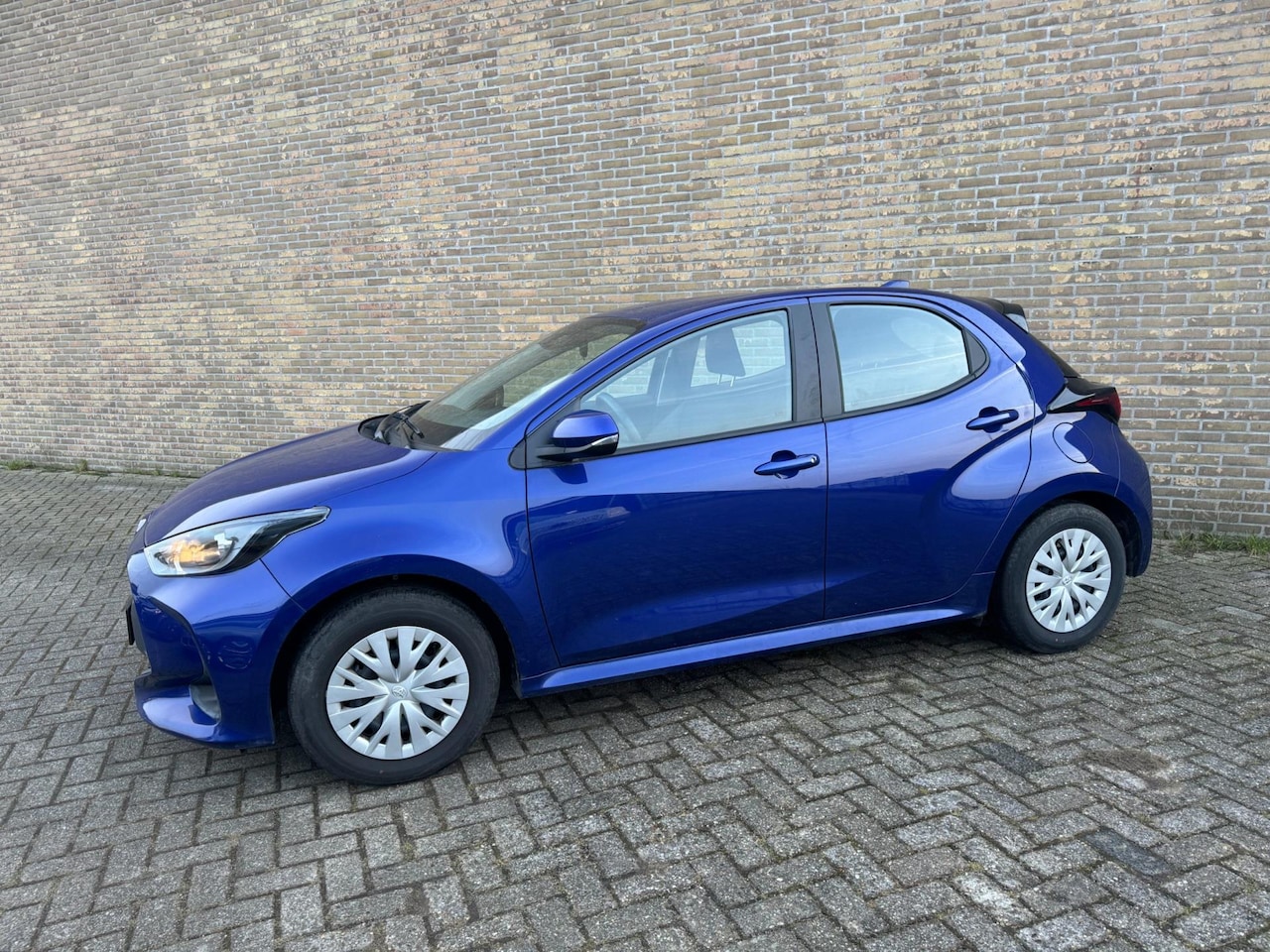 Toyota Yaris - 1.0 VVT-i Active 1.0 VVT-i Active - AutoWereld.nl