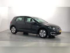 Volkswagen e-Golf - Navigatie Parkeersensoren App-Connect