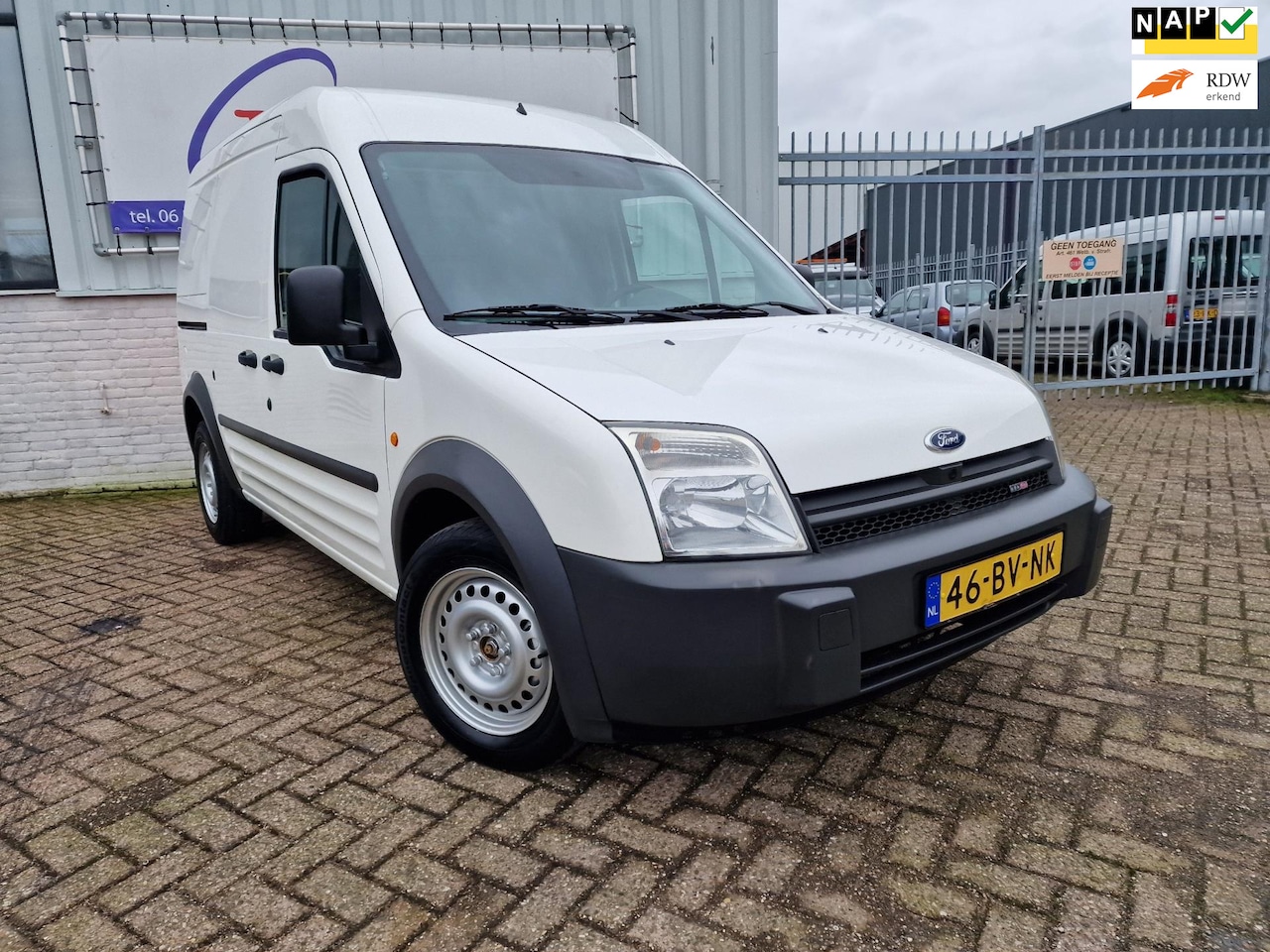 Ford Transit Connect - T230L 1.8 TDCi Celebration T230L 1.8 TDCi Celebration - AutoWereld.nl