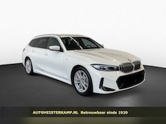 BMW 3-serie Touring - 330d 286 PK M-Sport ACC Head-Up EL. Sportstoelen Camera