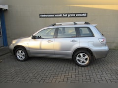 Mitsubishi Outlander - 2.0 Comfort 4WD