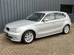 BMW 1-serie - 118i Executive YOUNGTIMER/AUTOMAAT/LEER/