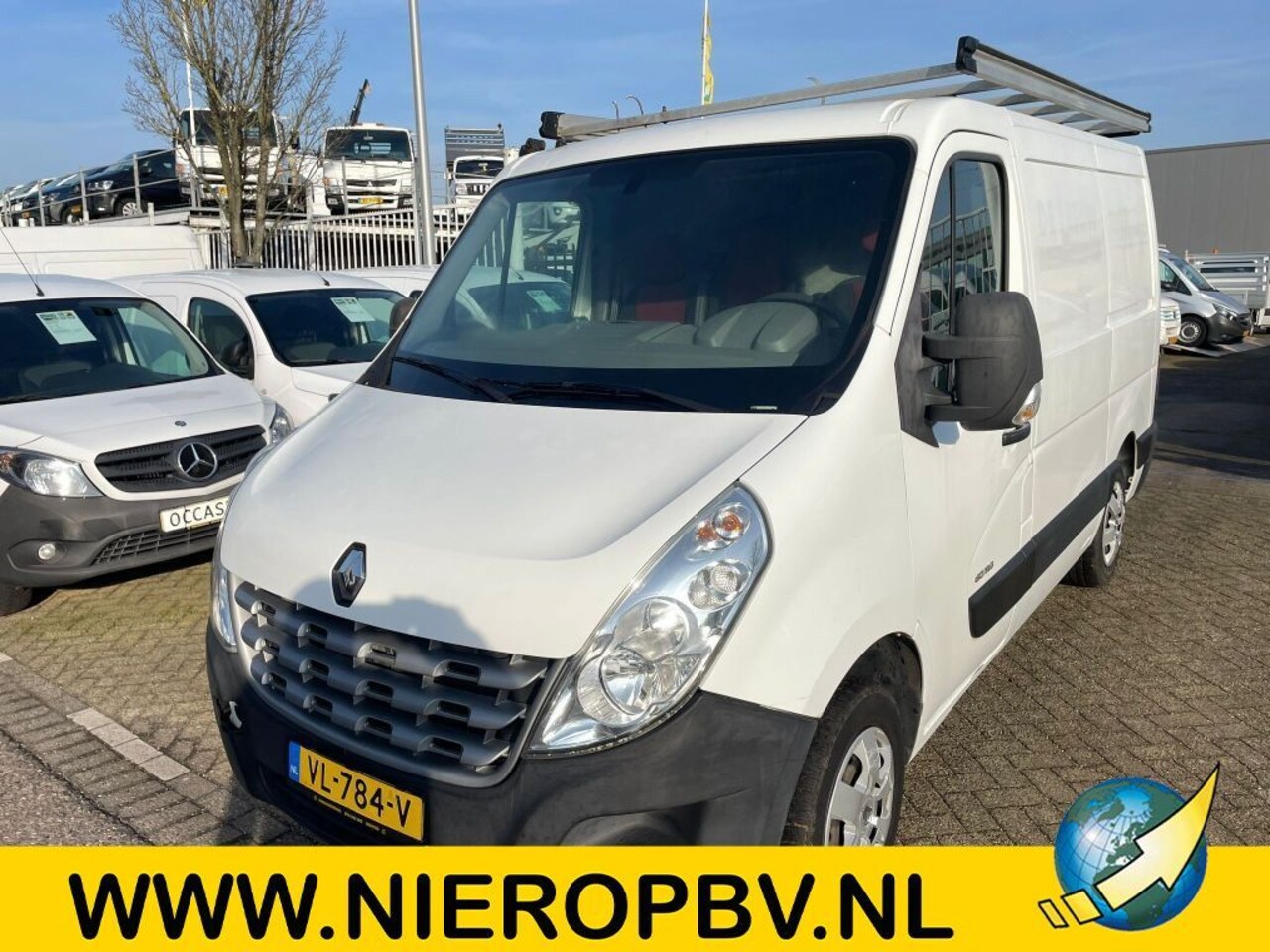 Renault Master - 2.3DCI L1H1 Airco Cruisecontrol Trekhaak - AutoWereld.nl