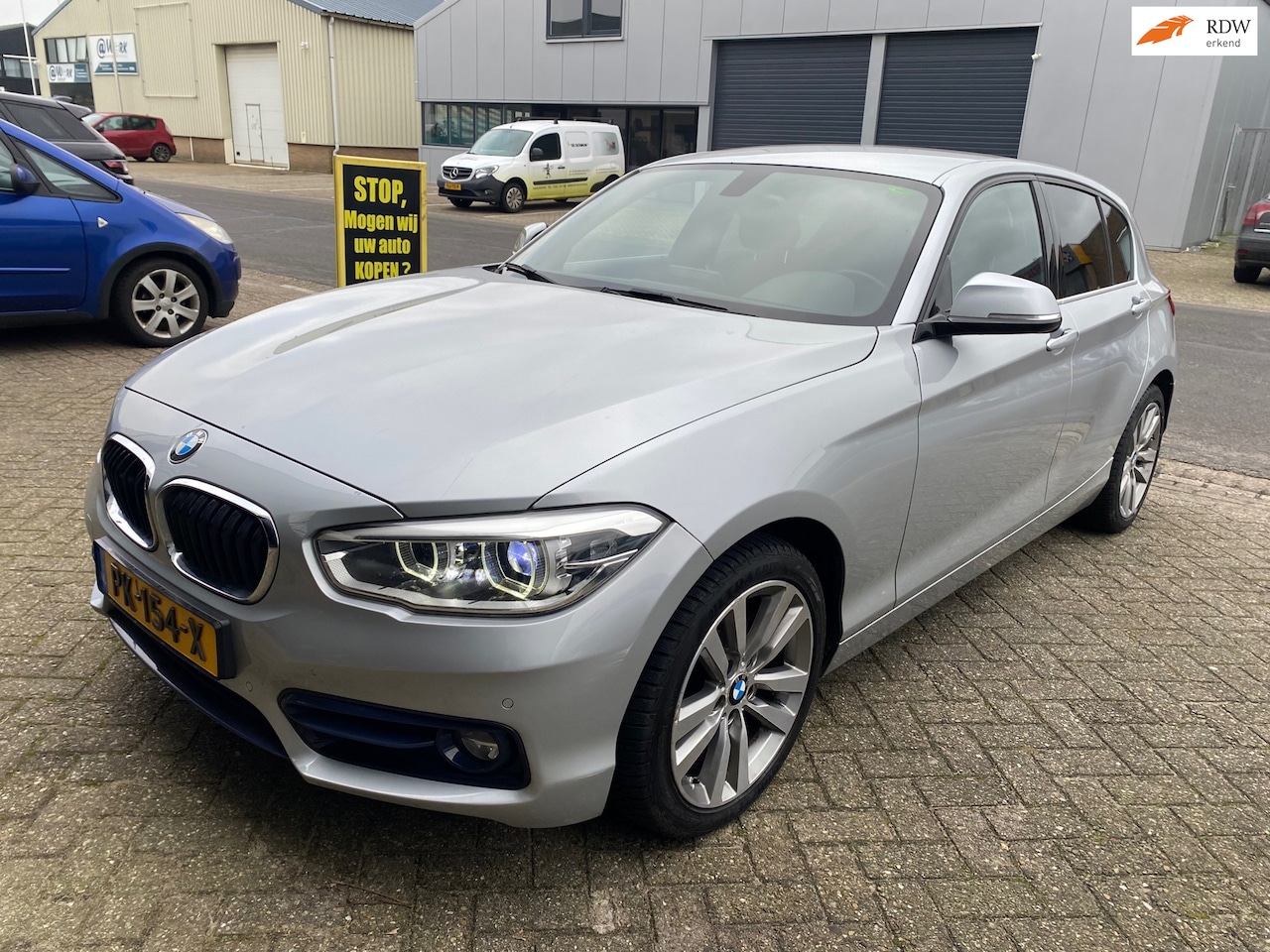 BMW 1-serie - 116d Corporate Lease Executive / Aut /airco /nette auto / goed onderhouden !!! - AutoWereld.nl