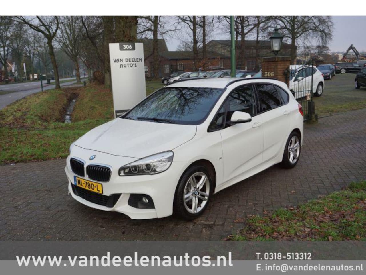 BMW 2-serie Active Tourer - 218d Centennial Executive M-Pakket - AutoWereld.nl