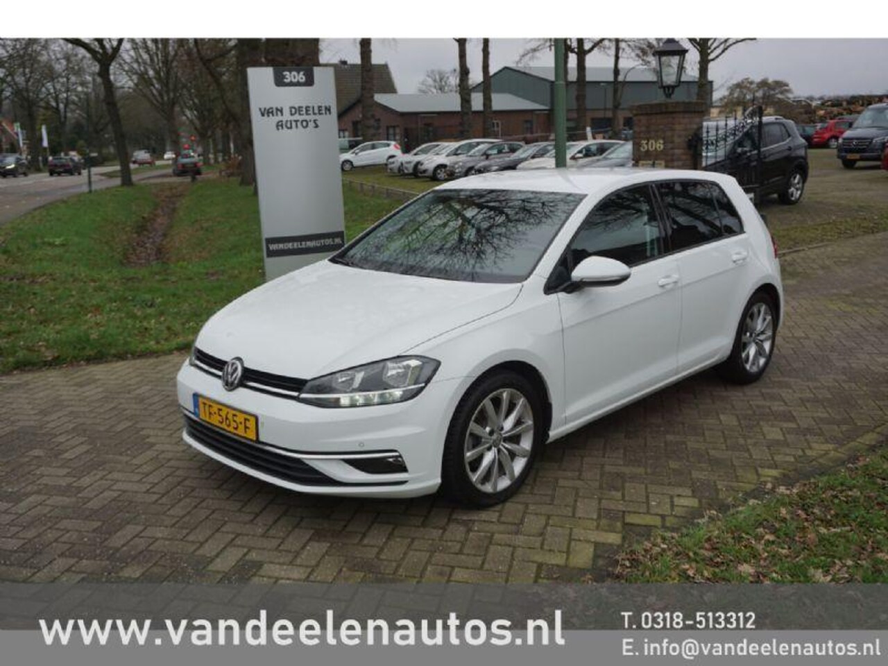 Volkswagen Golf - 1.0 TSI Comfortline Business Navigatie - AutoWereld.nl