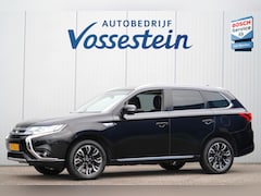 Mitsubishi Outlander - 2.0 PHEV Premium / Afn. Trekhaak / NL-Auto / 120dkm NAP / Carplay / Cruise / Stoelverw