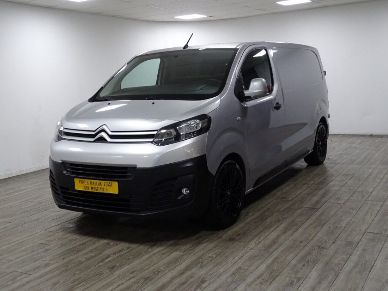 Citroën Jumpy - 1.6 BlueHDI COMFORT M SenS AUTOMAAT - AutoWereld.nl