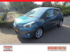 Toyota Yaris - 1.5 Full Hybrid 100pk 5D Aut Dynamic bij specialist , met 1 jaar garantie