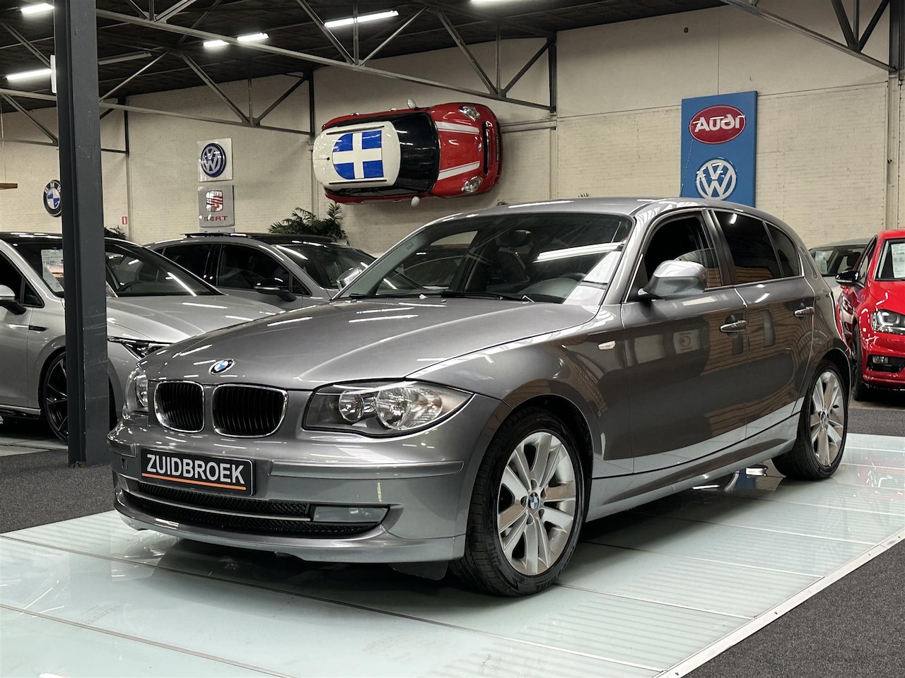 BMW 1-serie - 116i LCI 5-Deurs Clima Airco Stuurbed. Stoelverwarm. - AutoWereld.nl