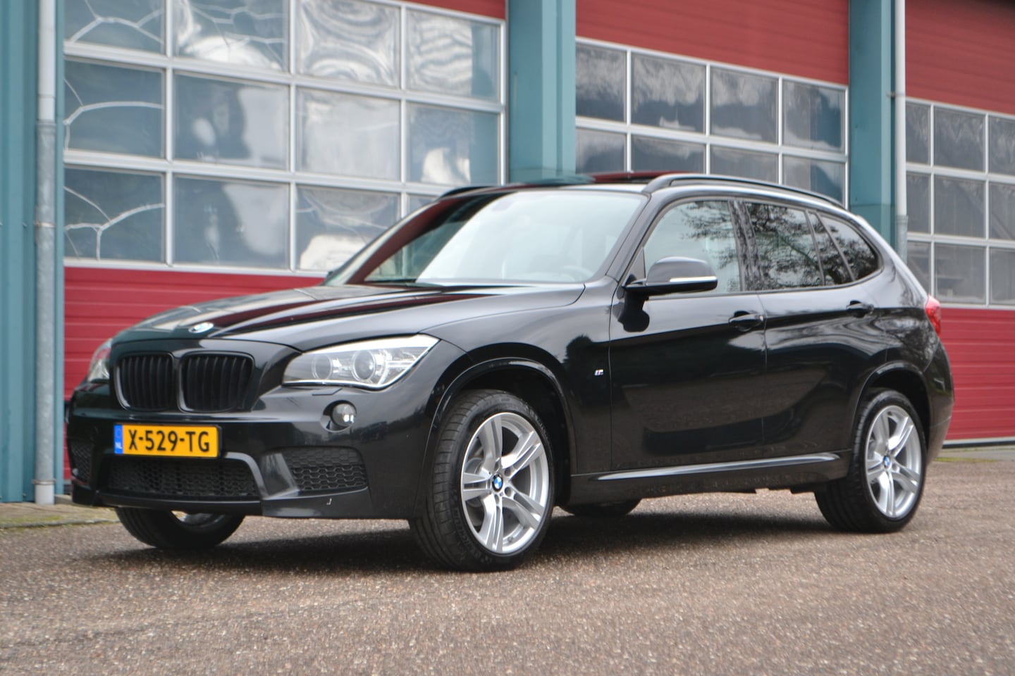 BMW X1 - xDrive28i Executive AUTOMAAT! - AutoWereld.nl