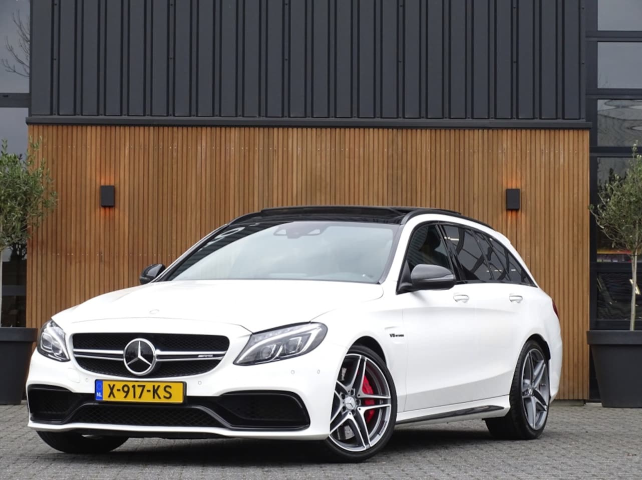 Mercedes-Benz C-klasse Estate - C63 AMG S V8 bi-turbo 510PK / Edition 1 / LED - AutoWereld.nl