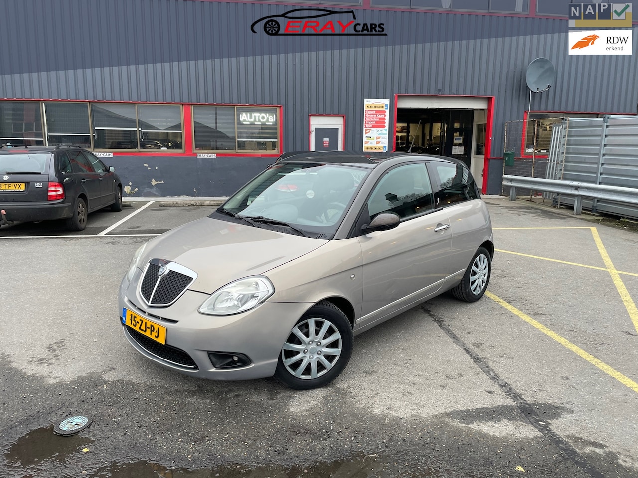 Lancia Y(psilon) - 1.4-16V Oro DFN / AUTOMAAT / NAP / - AutoWereld.nl