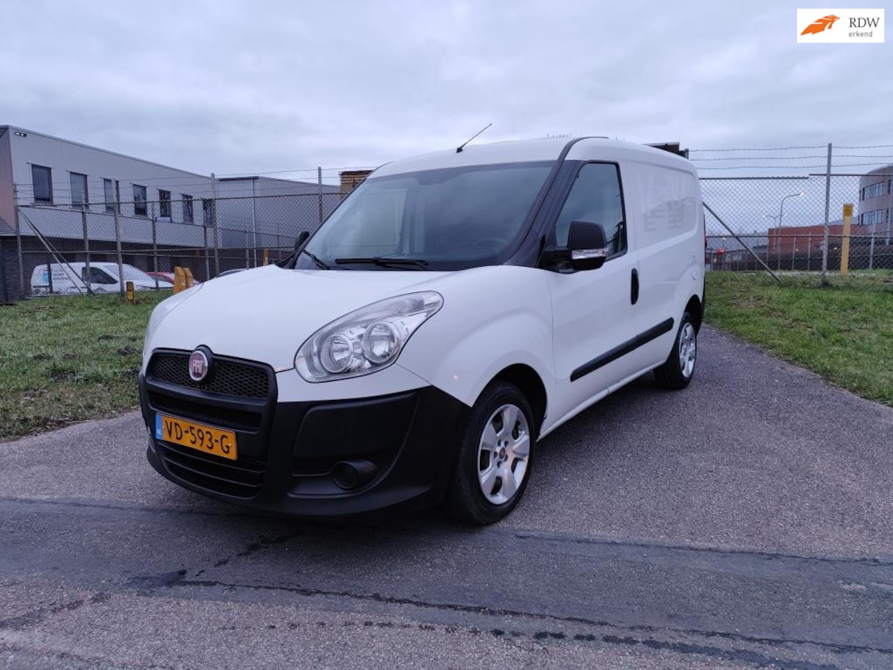 Fiat Doblò Cargo - 1.3 MultiJet EURO 5 Airco! Apk! Nap!!! - AutoWereld.nl