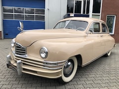 Packard De Luxe Eight - DELUXE TOURING SEDAN 4.8 Lijn-8 Zijklep motor 95kW/129PK