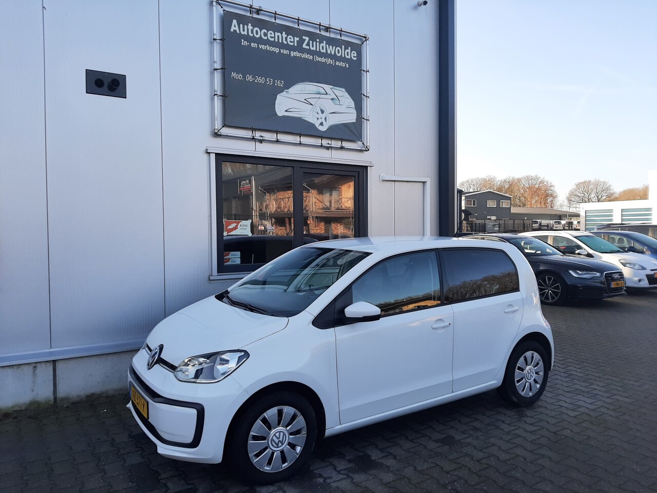 Volkswagen Up! - 1.0 BMT move up! airco ele pakket  led apk 5-2025 - AutoWereld.nl