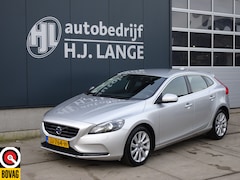 Volvo V40 - 2.0 T3 Momentum