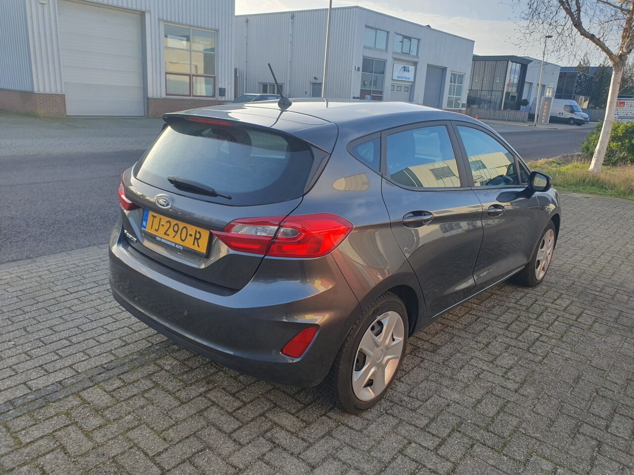 Ford Fiesta 1.1 Trend 1.e eig 6 maanden autotrust garantie